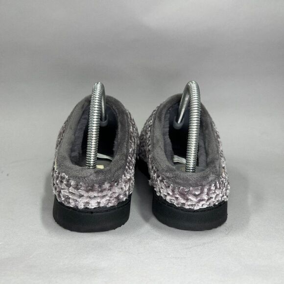 Dearfoams Women's Size 6 Gray Slippers - Picture 6 of 12